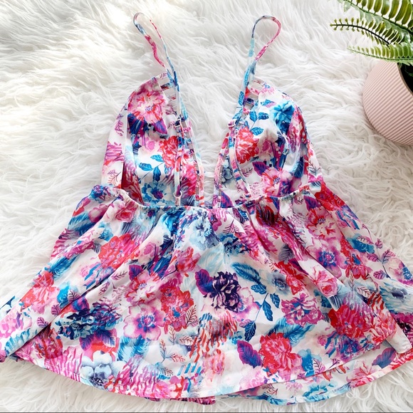 A'gaci floral tank top - Picture 2 of 7